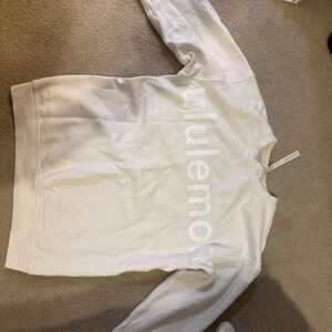 Women’s size 8 Lululemon crew neck